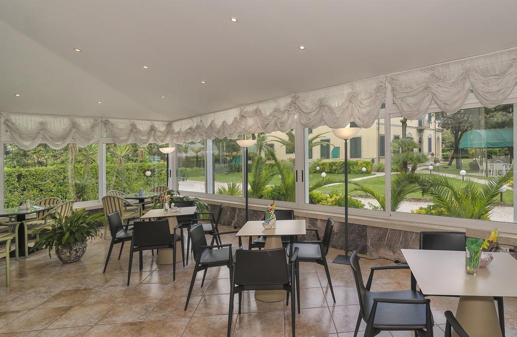 Hotel Verdemare Marina di Pietrasanta Buitenkant foto