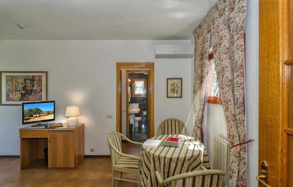 Hotel Verdemare Marina di Pietrasanta Buitenkant foto