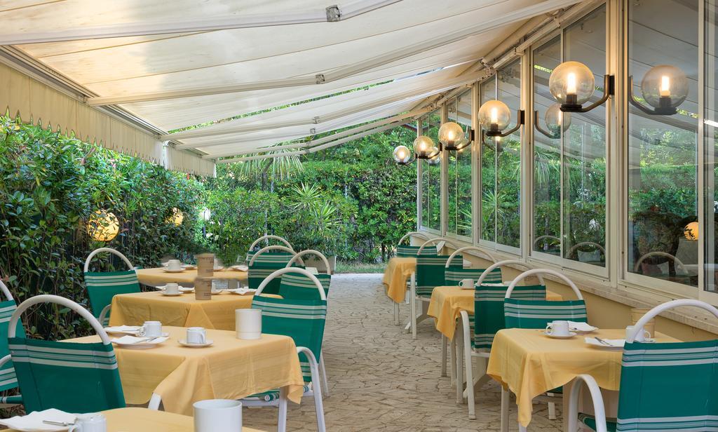 Hotel Verdemare Marina di Pietrasanta Buitenkant foto