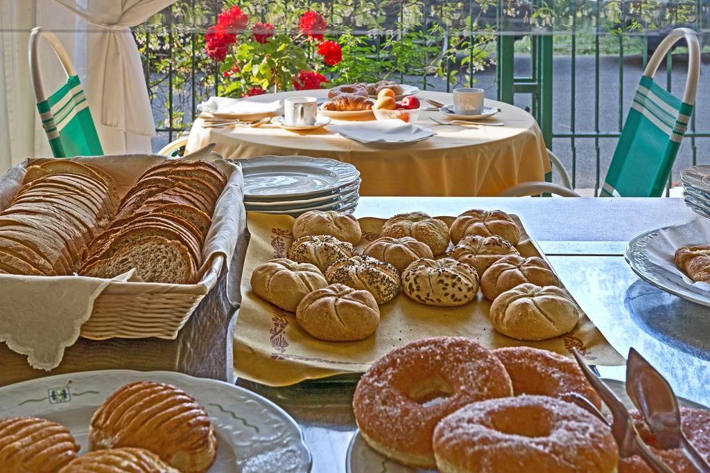 Hotel Verdemare Marina di Pietrasanta Buitenkant foto