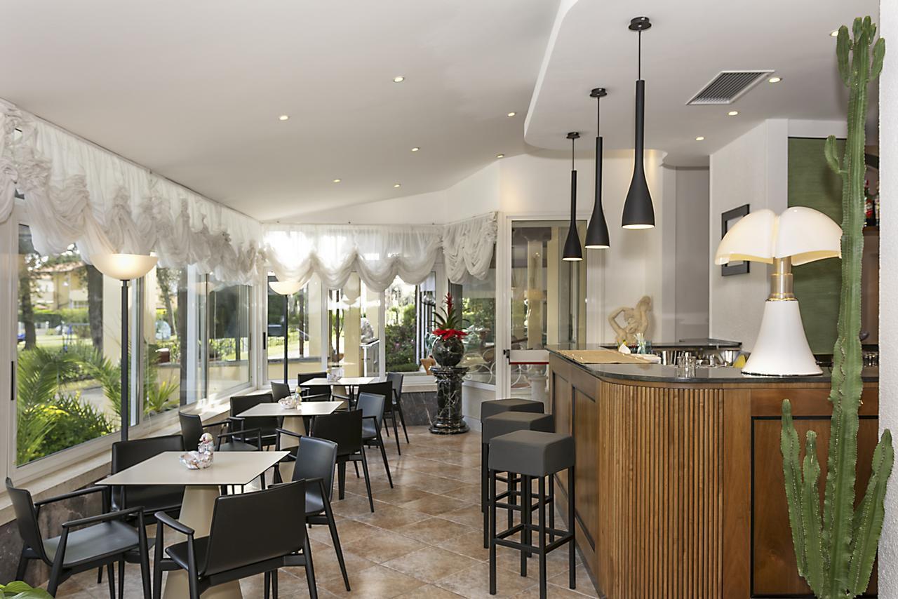 Hotel Verdemare Marina di Pietrasanta Buitenkant foto