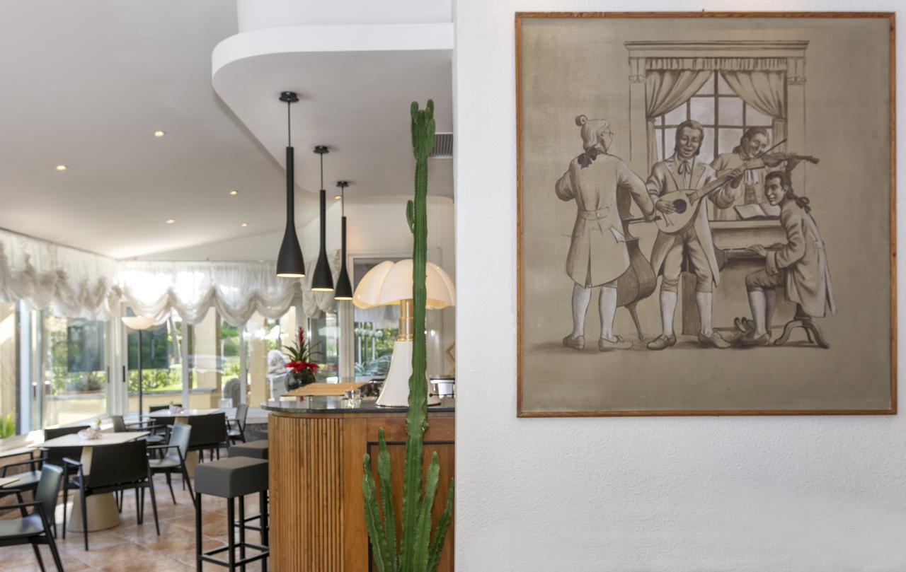 Hotel Verdemare Marina di Pietrasanta Buitenkant foto