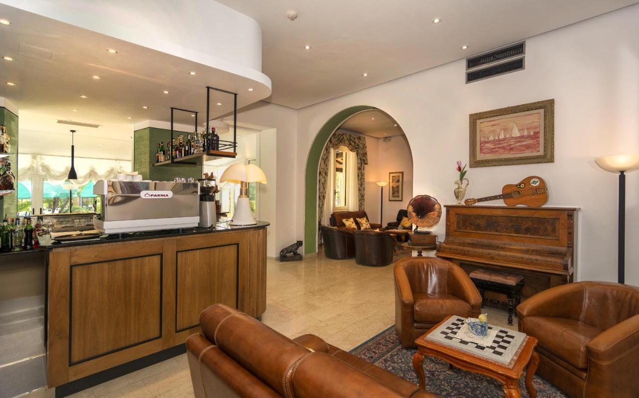 Hotel Verdemare Marina di Pietrasanta Buitenkant foto