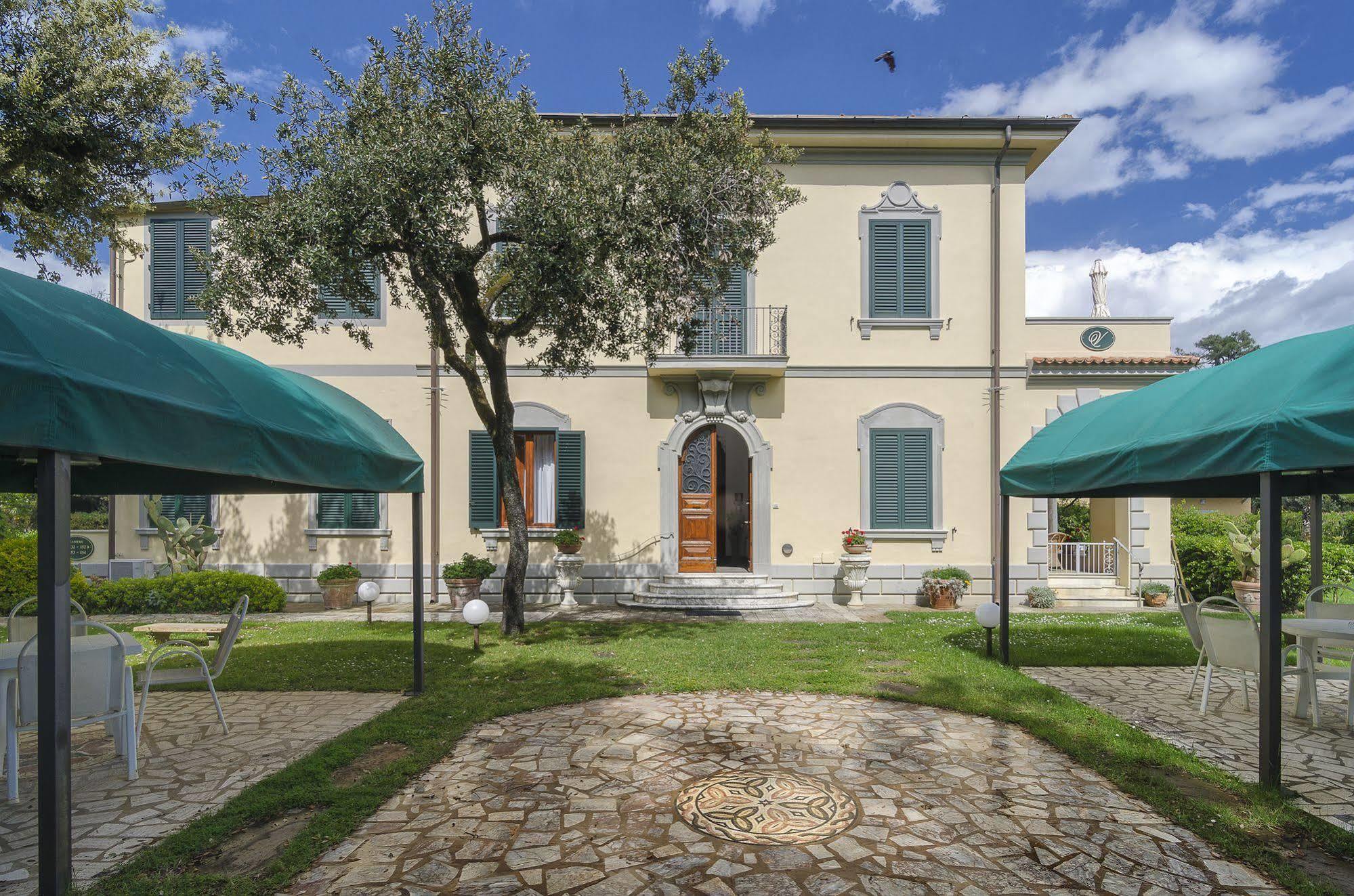 Hotel Verdemare Marina di Pietrasanta Buitenkant foto